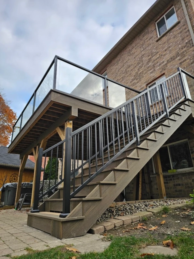 Barrie Deck Builders PVC Composite decking aluminum glass railings