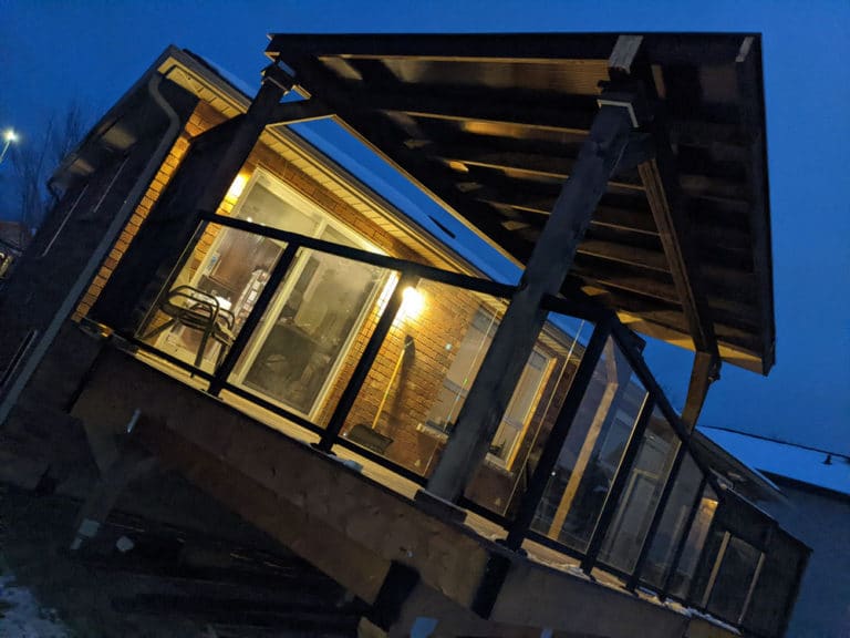 polycarbonate pergola on composite deck